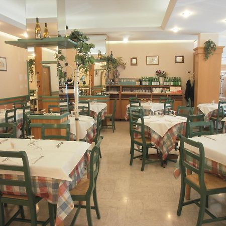Hotel Manzoni Perugia Kültér fotó