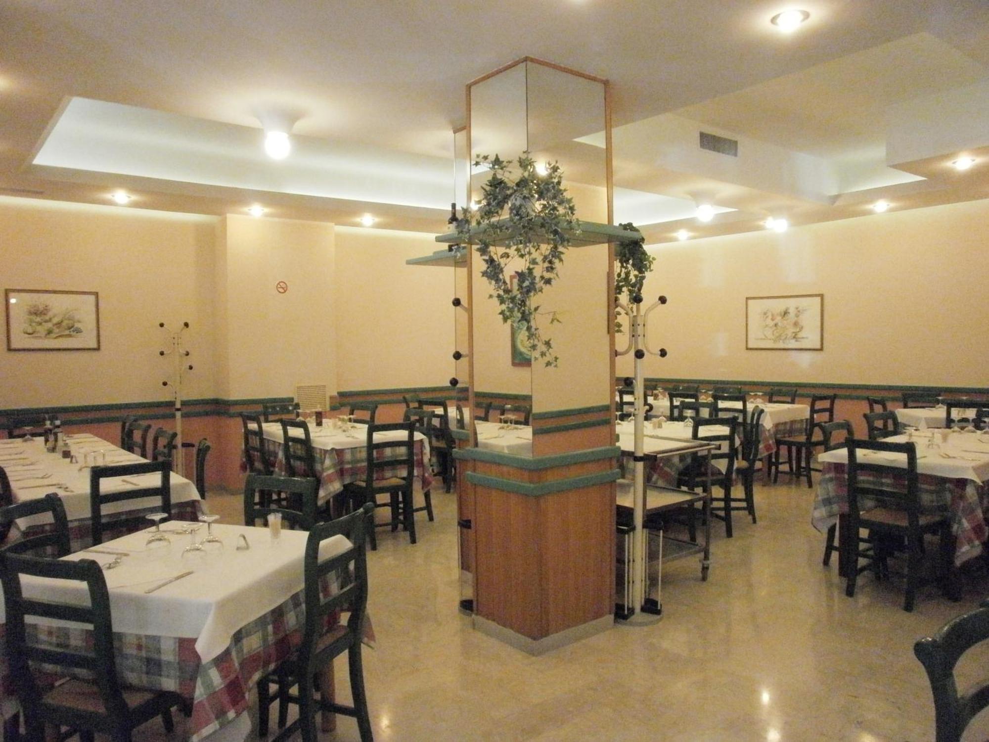 Hotel Manzoni Perugia Kültér fotó